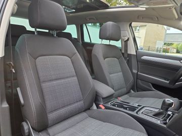 Volkswagen Passat - 7