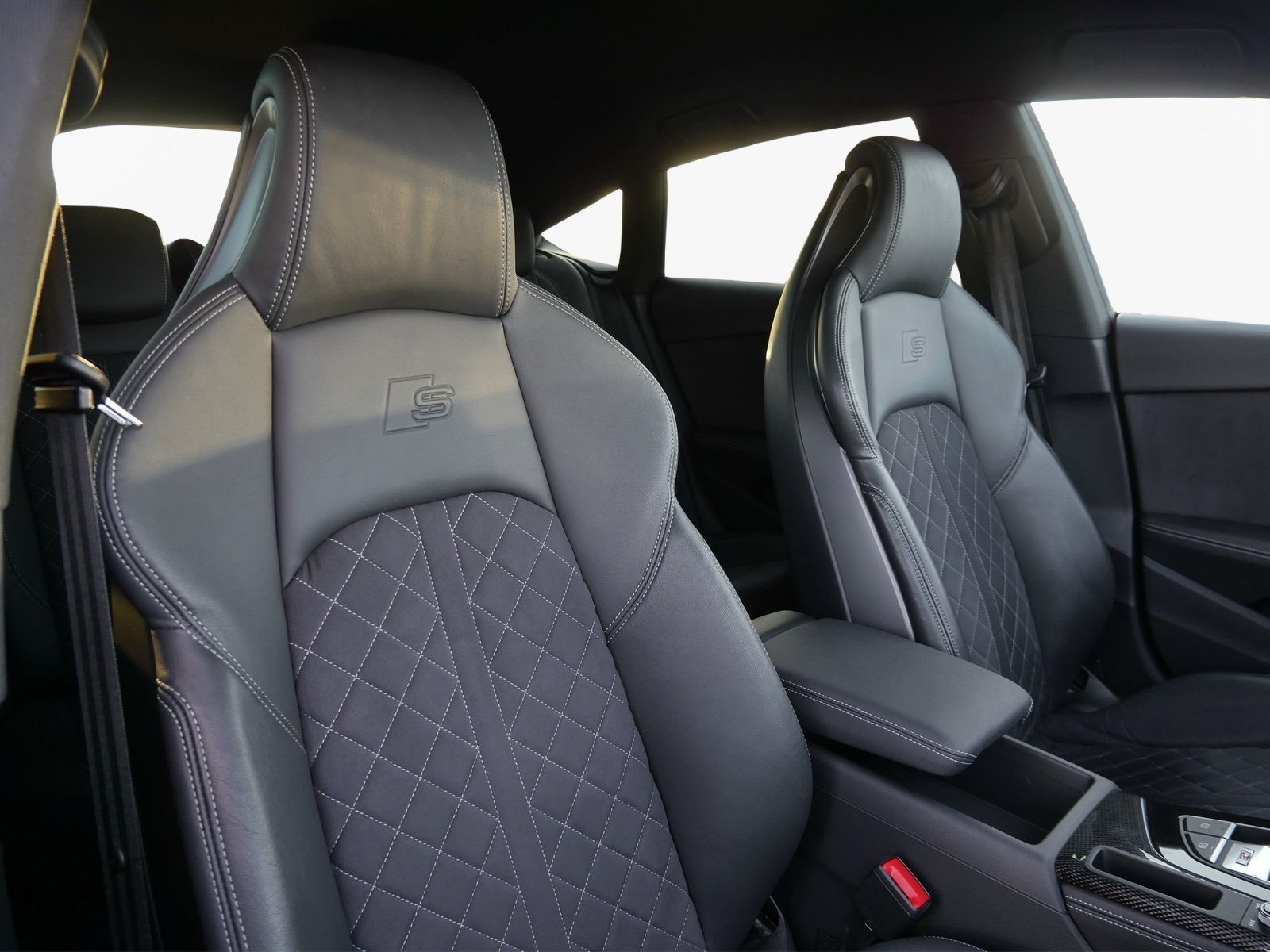 Audi S5 - Bild 10