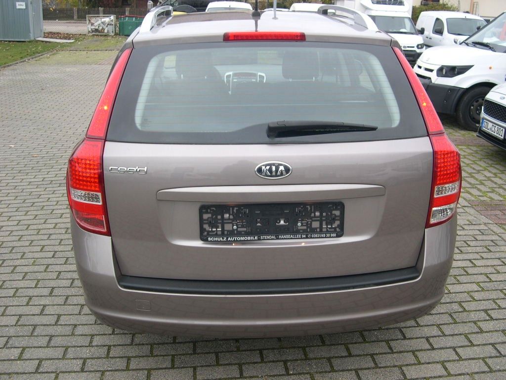 Fahrzeugabbildung Kia cee'd / Ceed Sporty Wagon KLIMA+SHZ