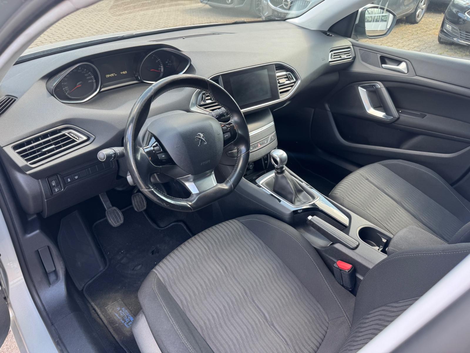 Peugeot 308 SW Active 1.2 2.Hand*Navi*Scheckheft*Top