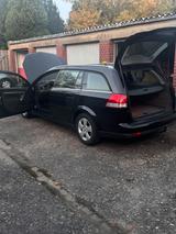 Opel. Vectra.  Top Zustand TÜV. Bis. 25.08... - Opel Vectra aus 2006: Kombi