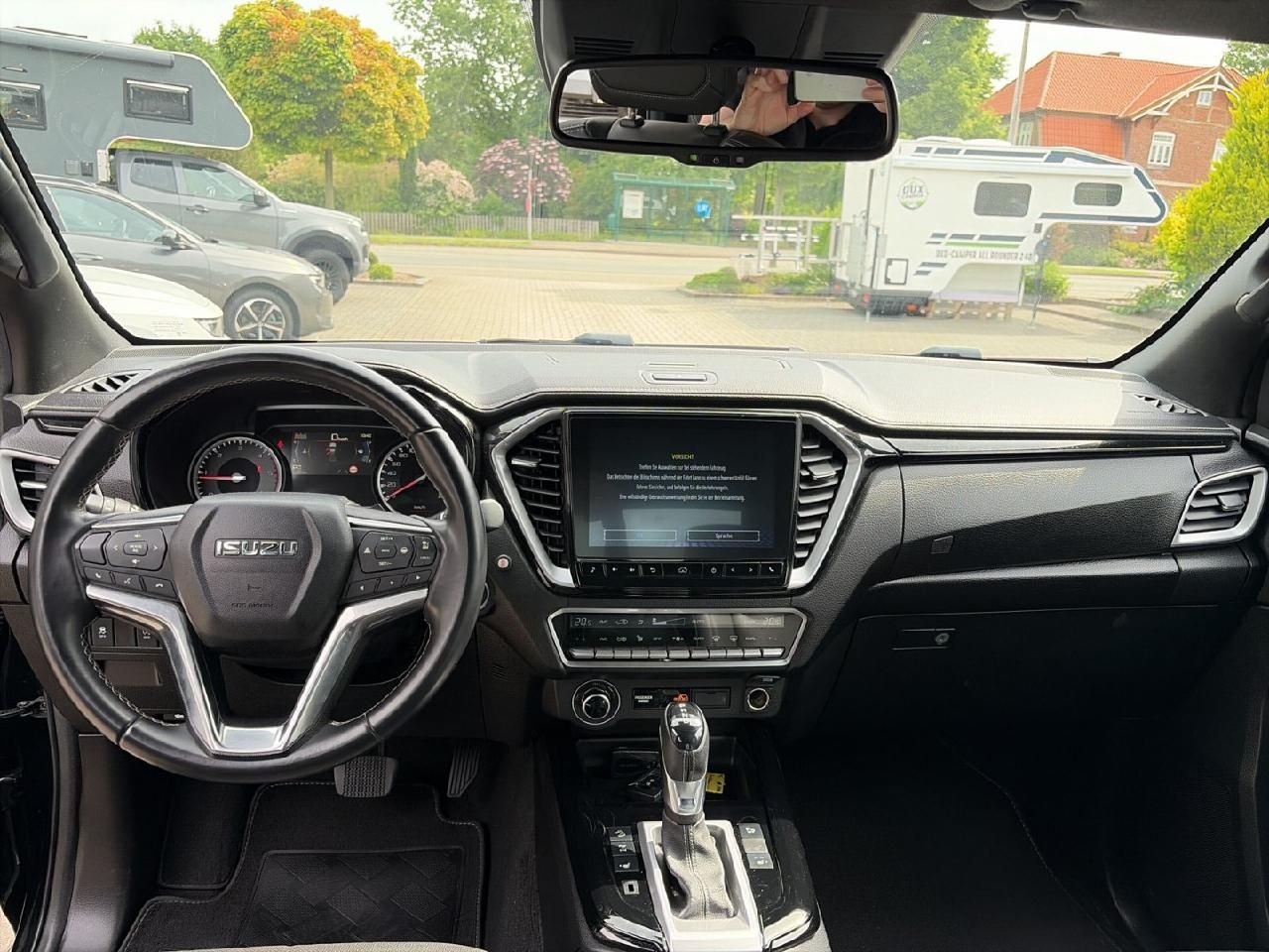 Fahrzeugabbildung Isuzu D-Max Double Cab 1,9 V-CROSS