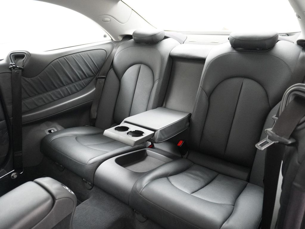 Mercedes-Benz CLK 240 Coupé Elegance Youngtimer Leder Comand n