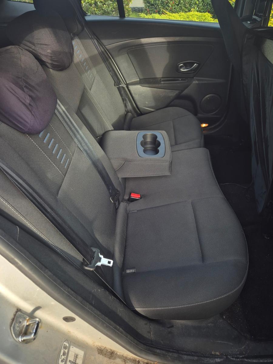 Renault Megane 2011 — interior
