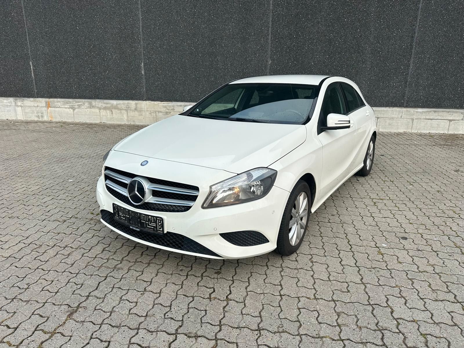 Mercedes A 180 - 1