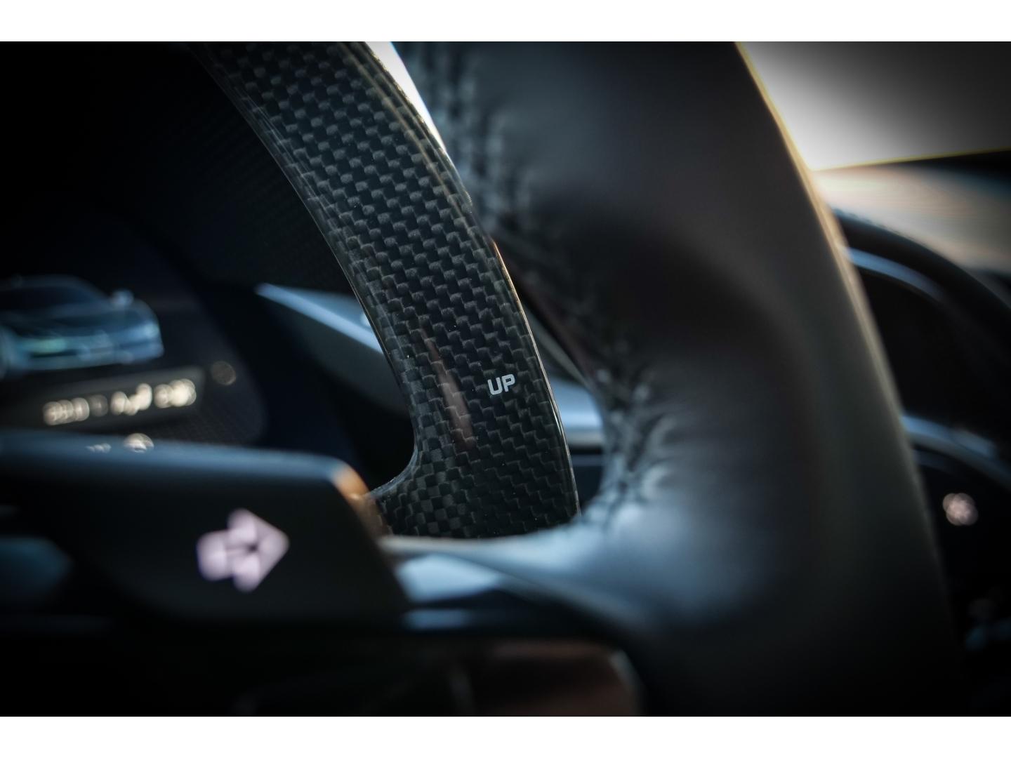 Ferrari SF90 Stradale *Carbon-Felge*Racingsitze*Assetto-