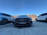Mercedes-Benz A250 AMG inkl. Sonderausstattung grau metallic - Mercedes-Benz 250 mit Benzin-Antrieb