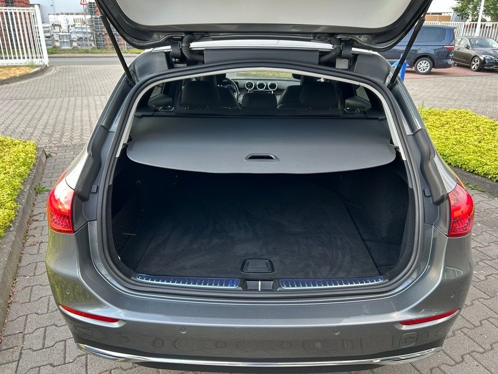 Fahrzeugabbildung Mercedes-Benz C 220 T d 4M AVANTG., Standh., Memory, LED, RFK