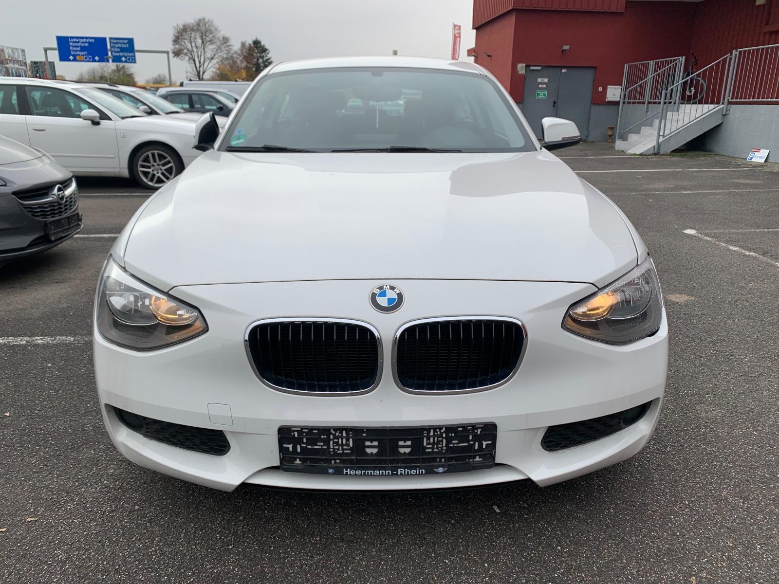 BMW 114i Limousine 3-trg Klima Navi Euro 6