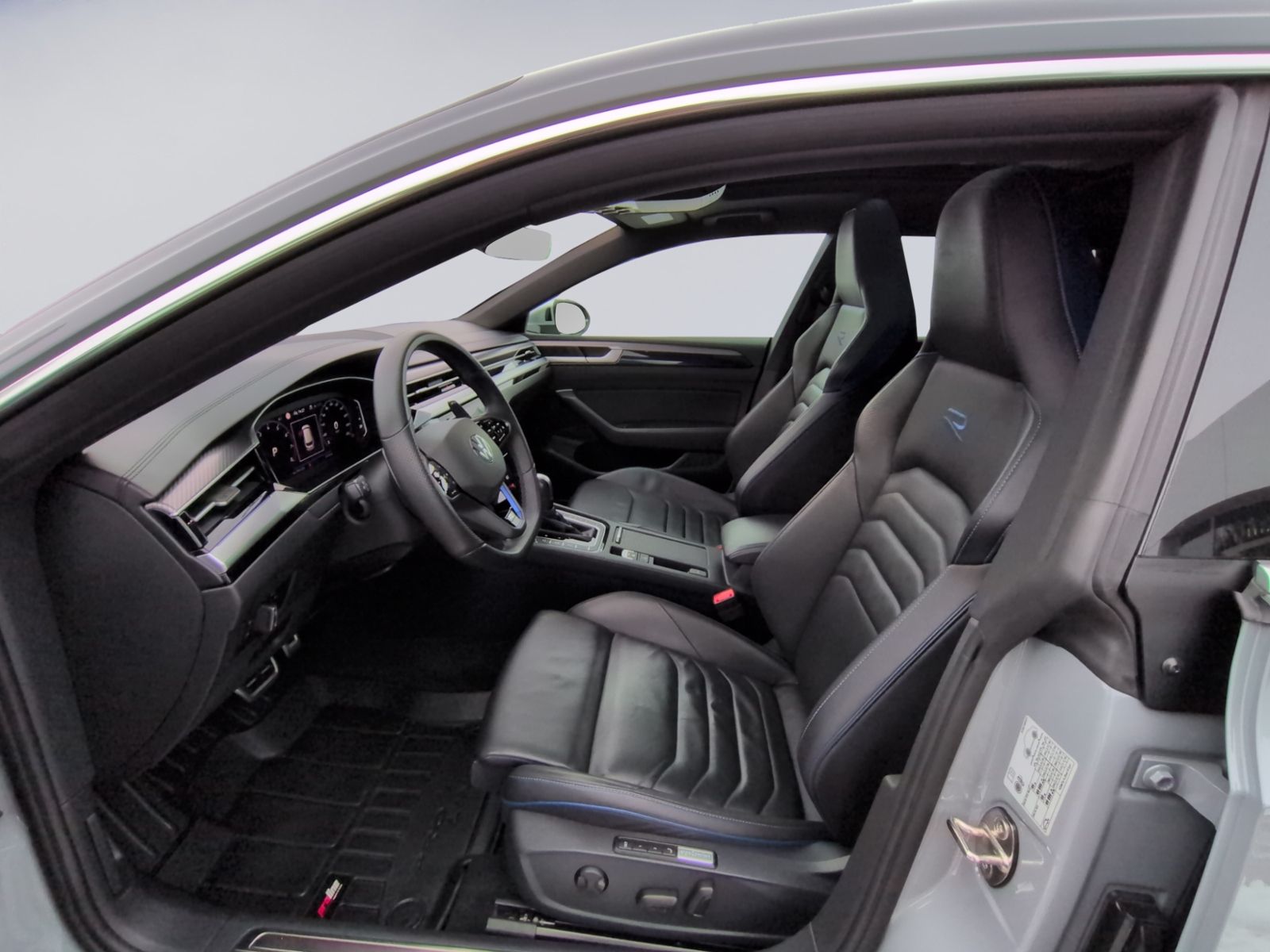 Arteon R Shooting Brake  VMAX.270 km/h+PANO+