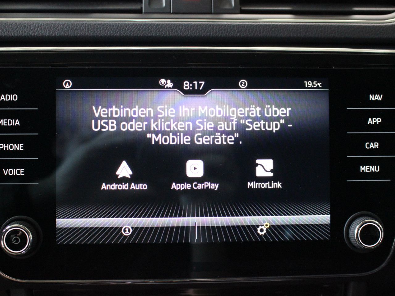 Fahrzeugabbildung SKODA Superb Combi 1.5 TSI ACT Ambition ACC/Navi/PDC