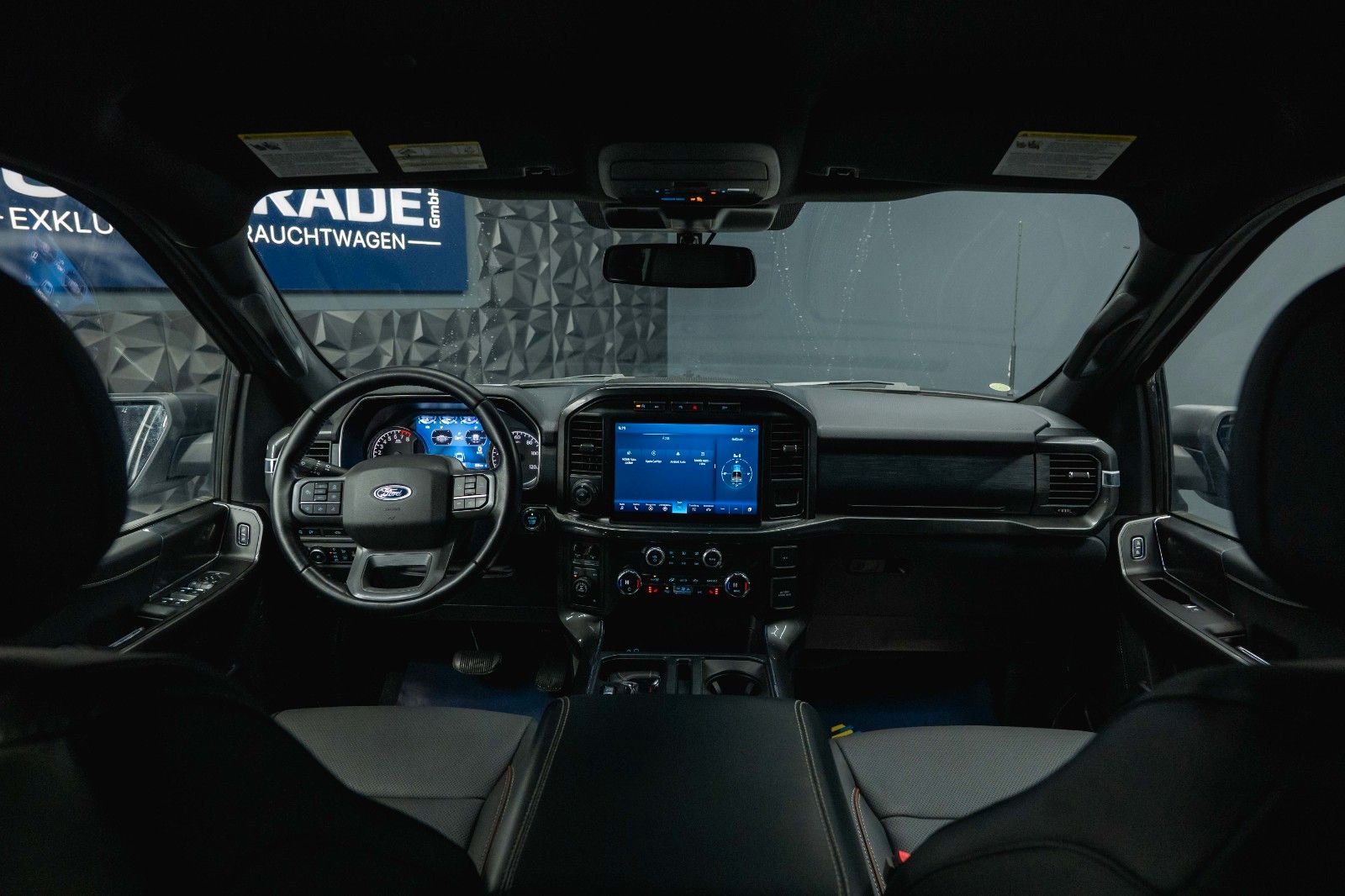 Fahrzeugabbildung Ford F150 5.0L V8 4x4 Offroad Sport Unfallfrei 19%VAT