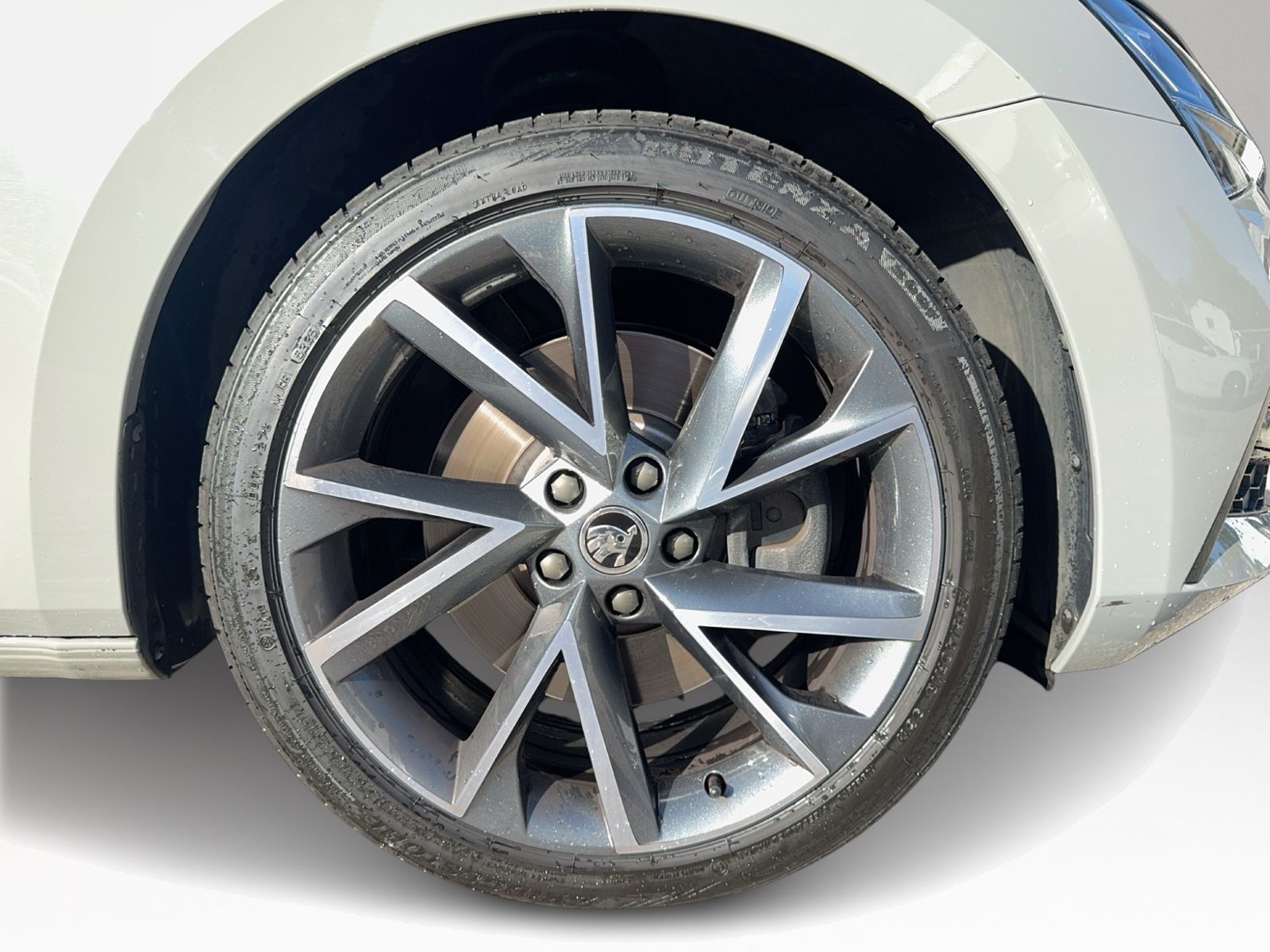 Superb CombiI 2,0 TSI Sportline 4x4, Standheizun