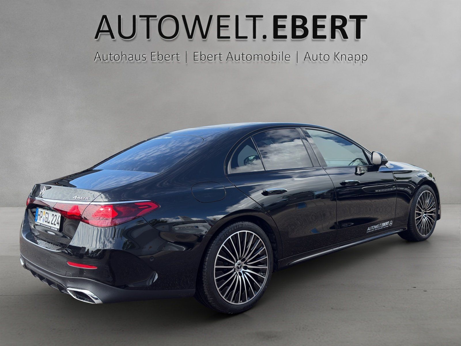 Fahrzeugabbildung Mercedes-Benz E 220 d 4M AMG 360° DISTRO PTS Burme DIGIT Pano