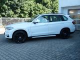 BMW X5 xDrive 40 d Leder Auto PANO AHK NAVI LED - BMW X5: 40d Xdrive