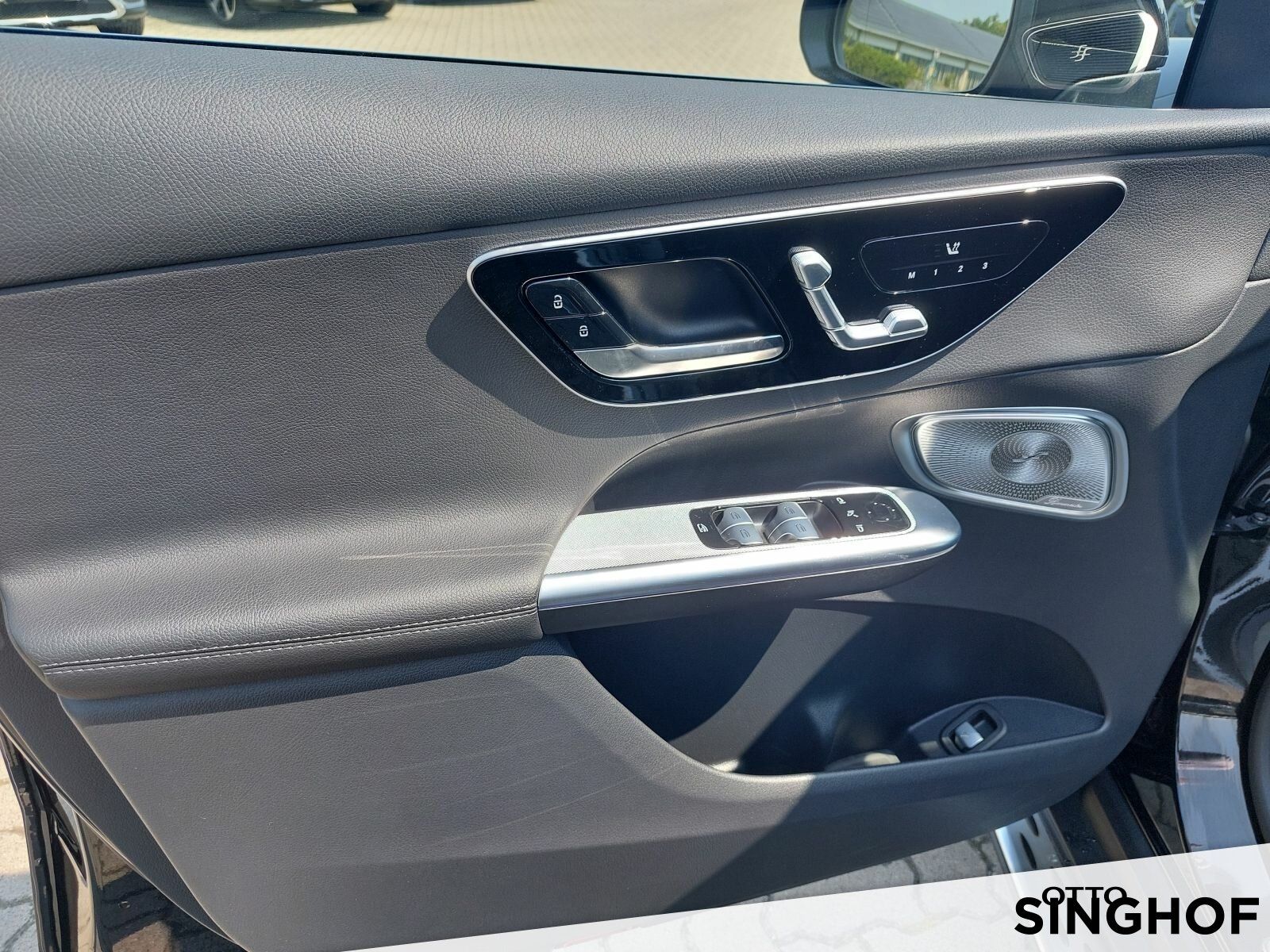 Fahrzeugabbildung Mercedes-Benz GLC 220 d 4M +Avantgarde+LED+360°+Memory+TOTW+