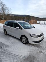 Volkswagen Sharan 2.0 TDI 4MOT Highline AHK Leder - VW Sharan Gebrauchtwagen in Freiburg