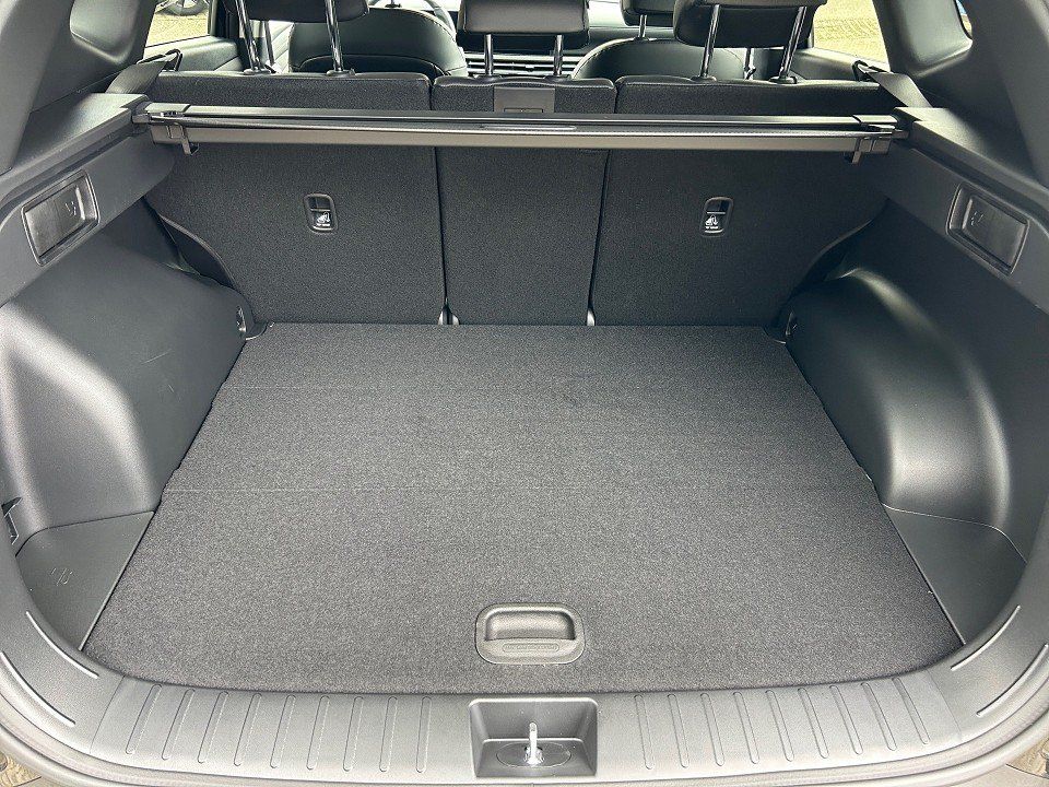 Fahrzeugabbildung Hyundai TUCSON HEV MY25 1.6T AT TREND KRELL+NAV+LED+SHZ+