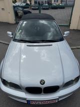 BMW 318Ci - - BMW 318 aus 2002 mit Benzin-Antrieb: Coupé