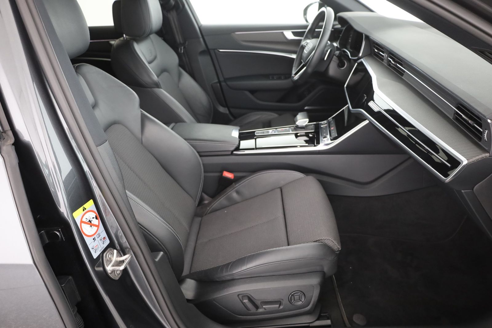 Audi A6 Avant 55 TFSIe quattro S-line Soft-Close AHK foto 23