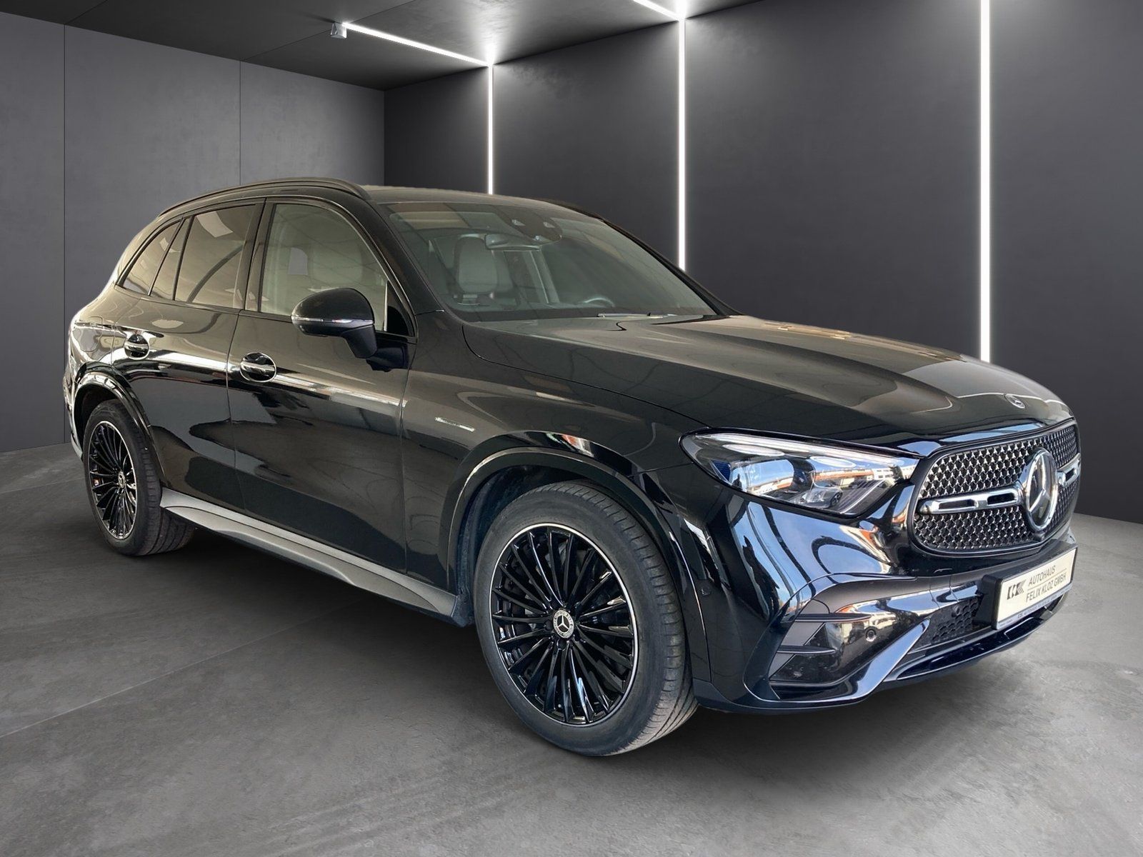 Fahrzeugabbildung Mercedes-Benz GLC 300 d 4M AMG Plus*AHK*20"*Pano*Night*Distro*