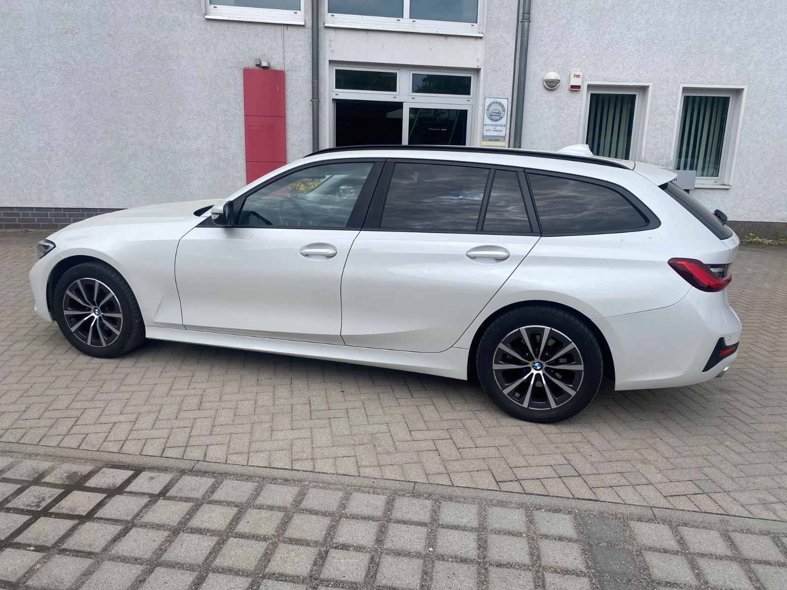 BMW 320 d 3Touring  xDrive, 1.Hd.,46TKM, Automatik foto 9