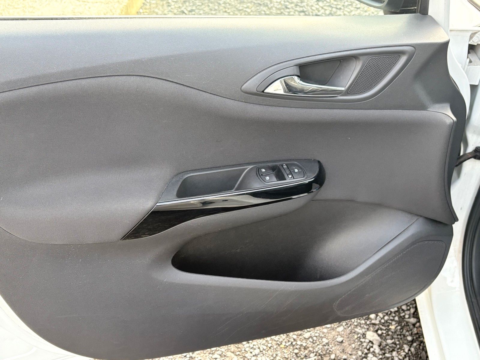 Fahrzeugabbildung Opel Corsa E Color Edition ecoFlex Turbo 110KW SPORT