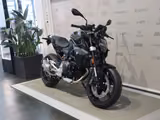 BMW F 900 R Triple Black Dynamik/ Komfort Pak. - BMW F 900 R