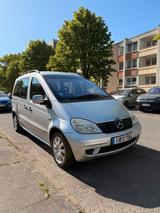 Mercedes-Benz Mercedes Vaneo 1.9 Halb Automatik 7- Sitzer - gebrauchte Mercedes-Benz Vaneo aus dem Jahr 2002