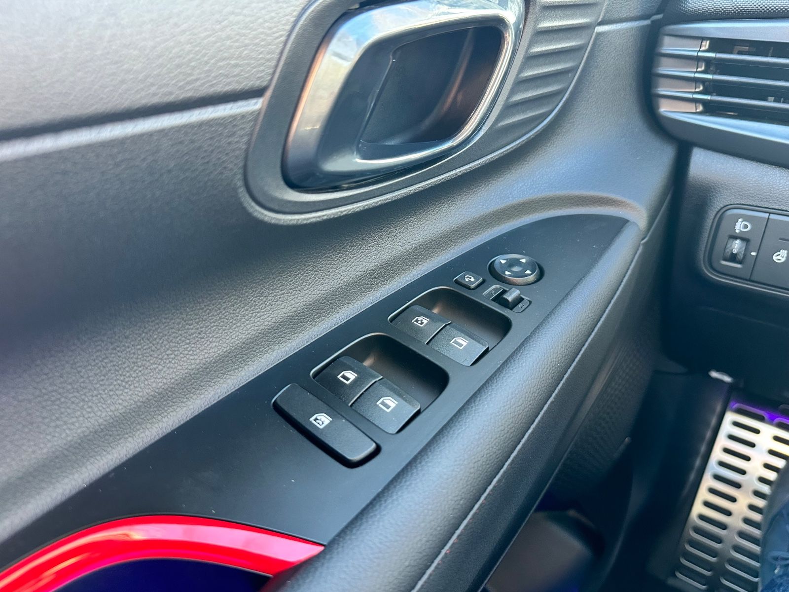 Fahrzeugabbildung Hyundai i20 N Line*PDC*Navi*SHZ*RFK*LED*Totwinkelassiste