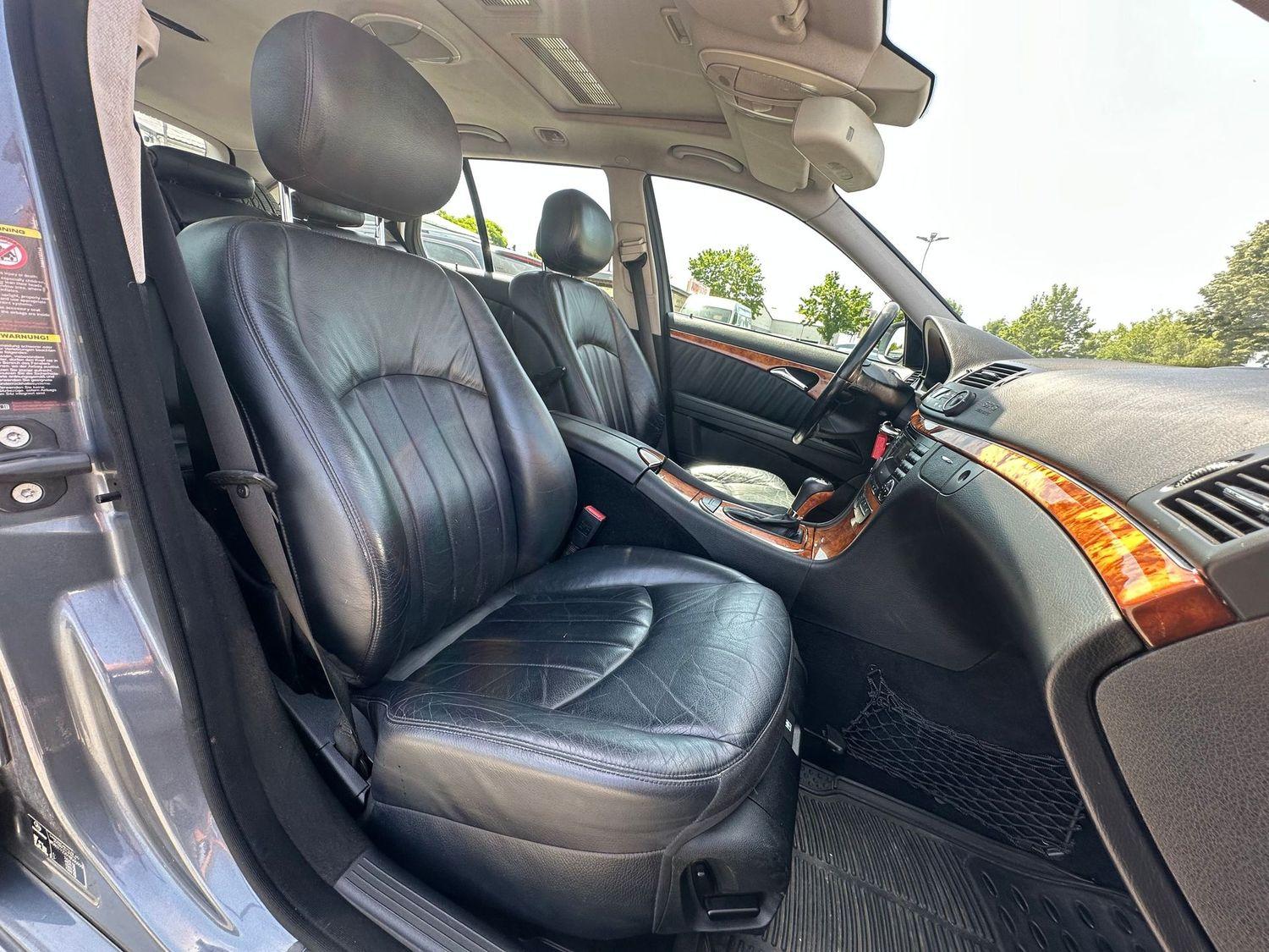 Mercedes-Benz E280 2006 — photo 25