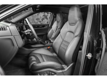 Porsche Cayenne - 9