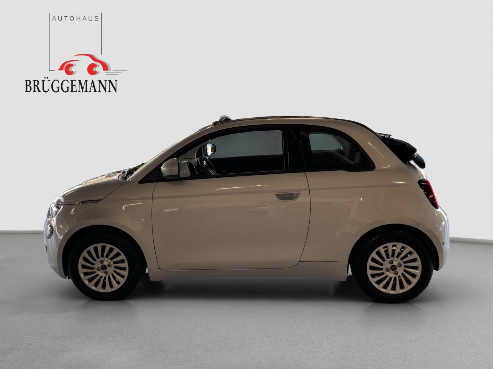 Fahrzeugabbildung Fiat 500e Cabrio Blue Edition
