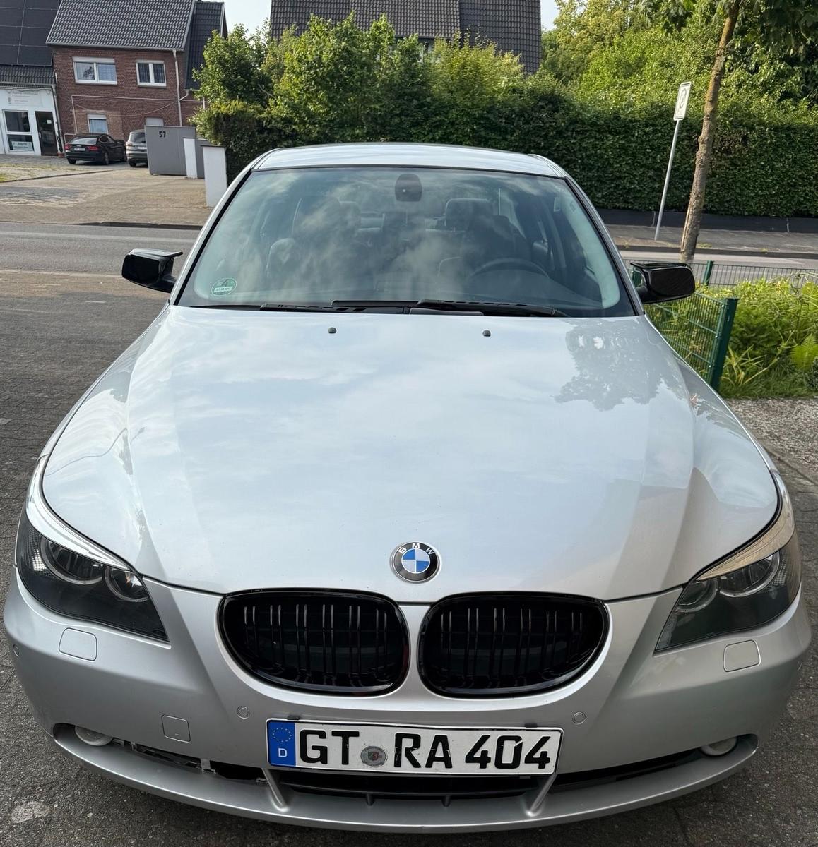 BMW 525