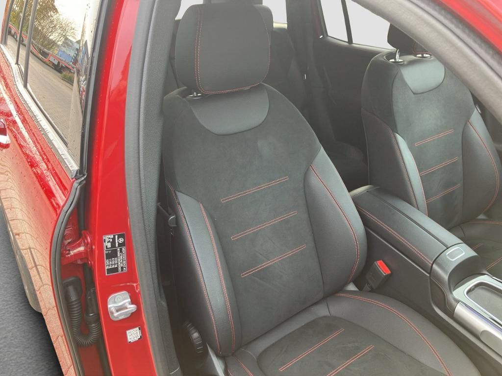 Fahrzeugabbildung Mercedes-Benz GLB 200 d AMG*NIGHT*M-BEAM*K-GO*KAMERA*DAB*EDW*