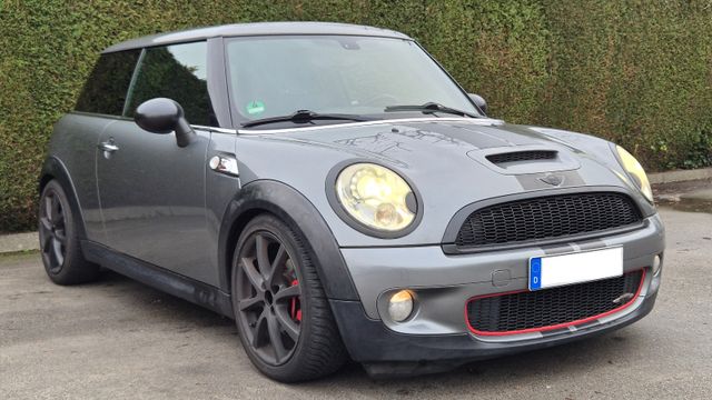 MINI Cooper S/SHZ/KLIMA/XENON/PANO/T-LEDER/TÜV04.2026