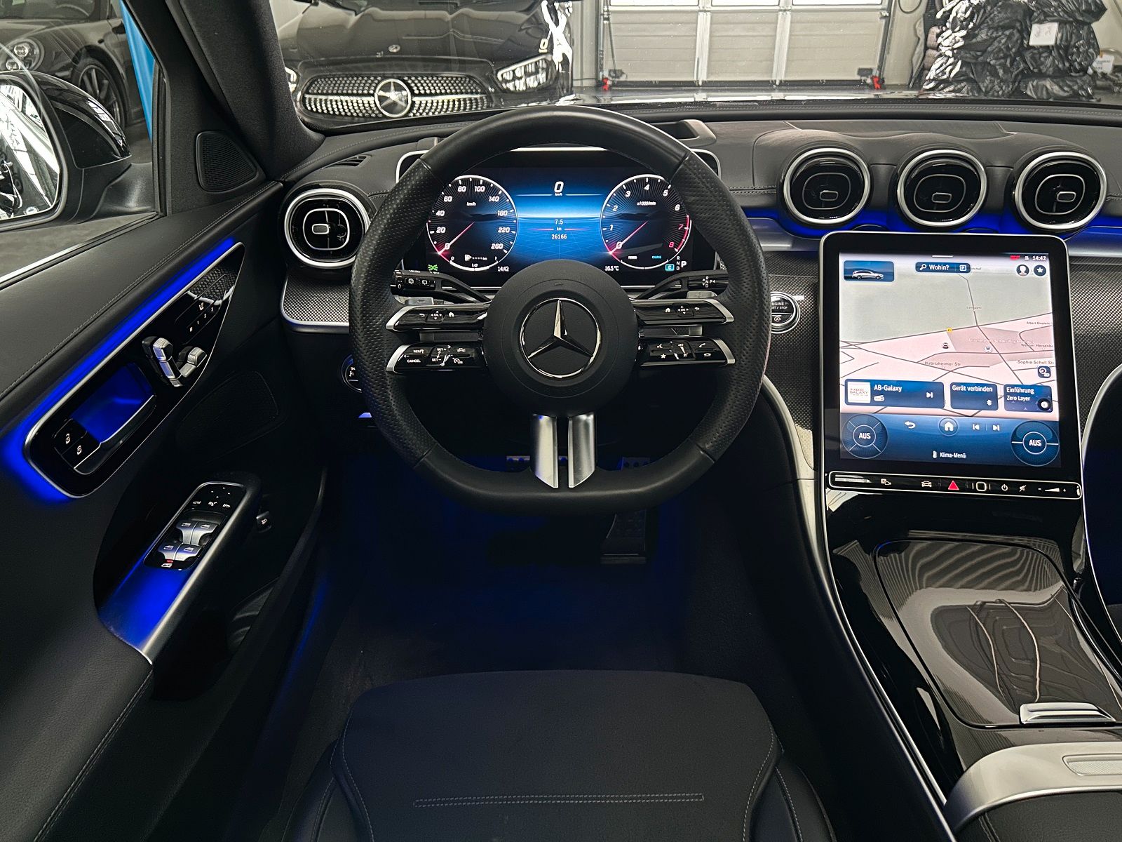 Mercedes-Benz C 300 - Bild 9