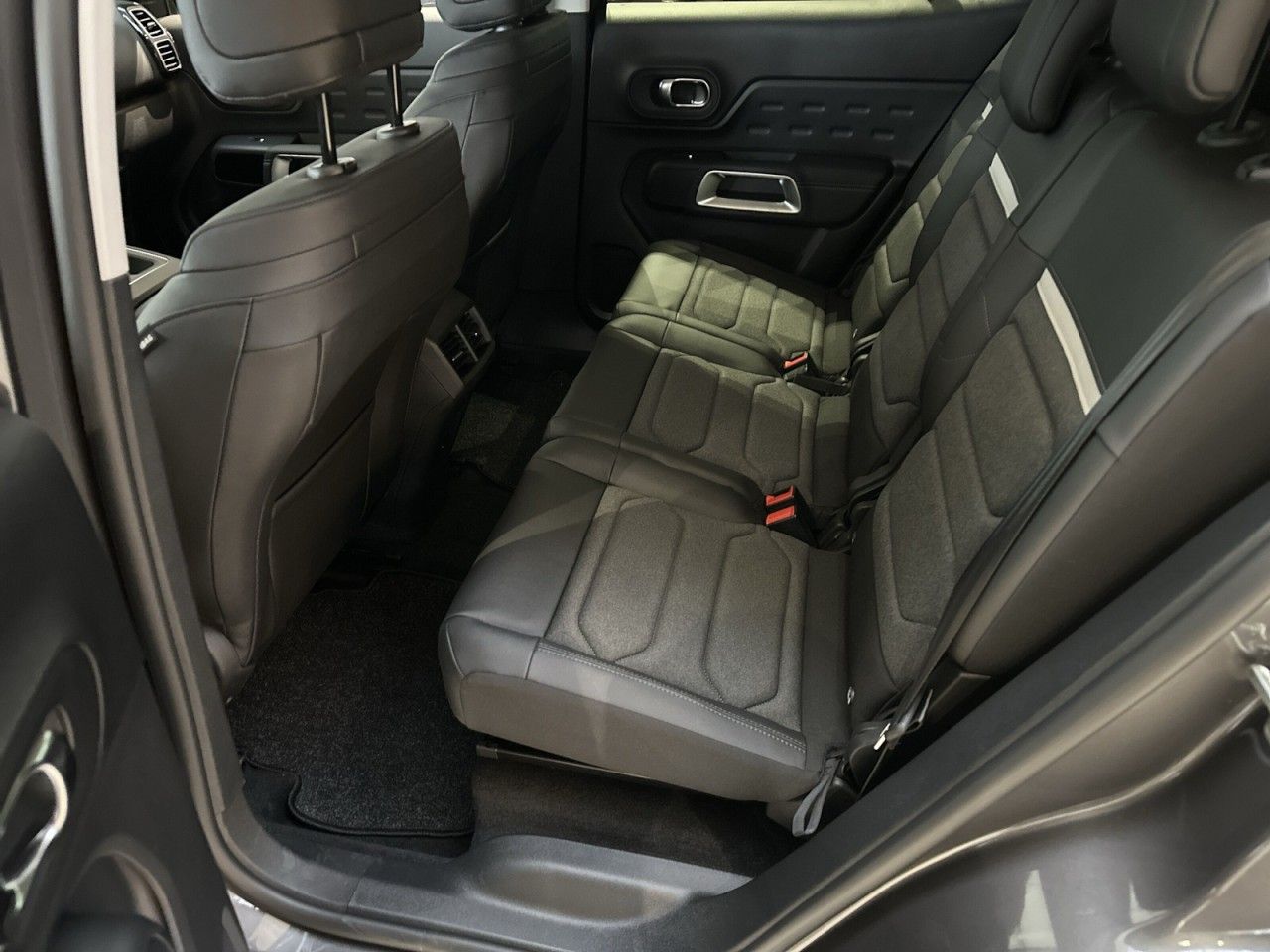 Fahrzeugabbildung Citroën C5 Aircross Hybrid 145 DCS6 Max