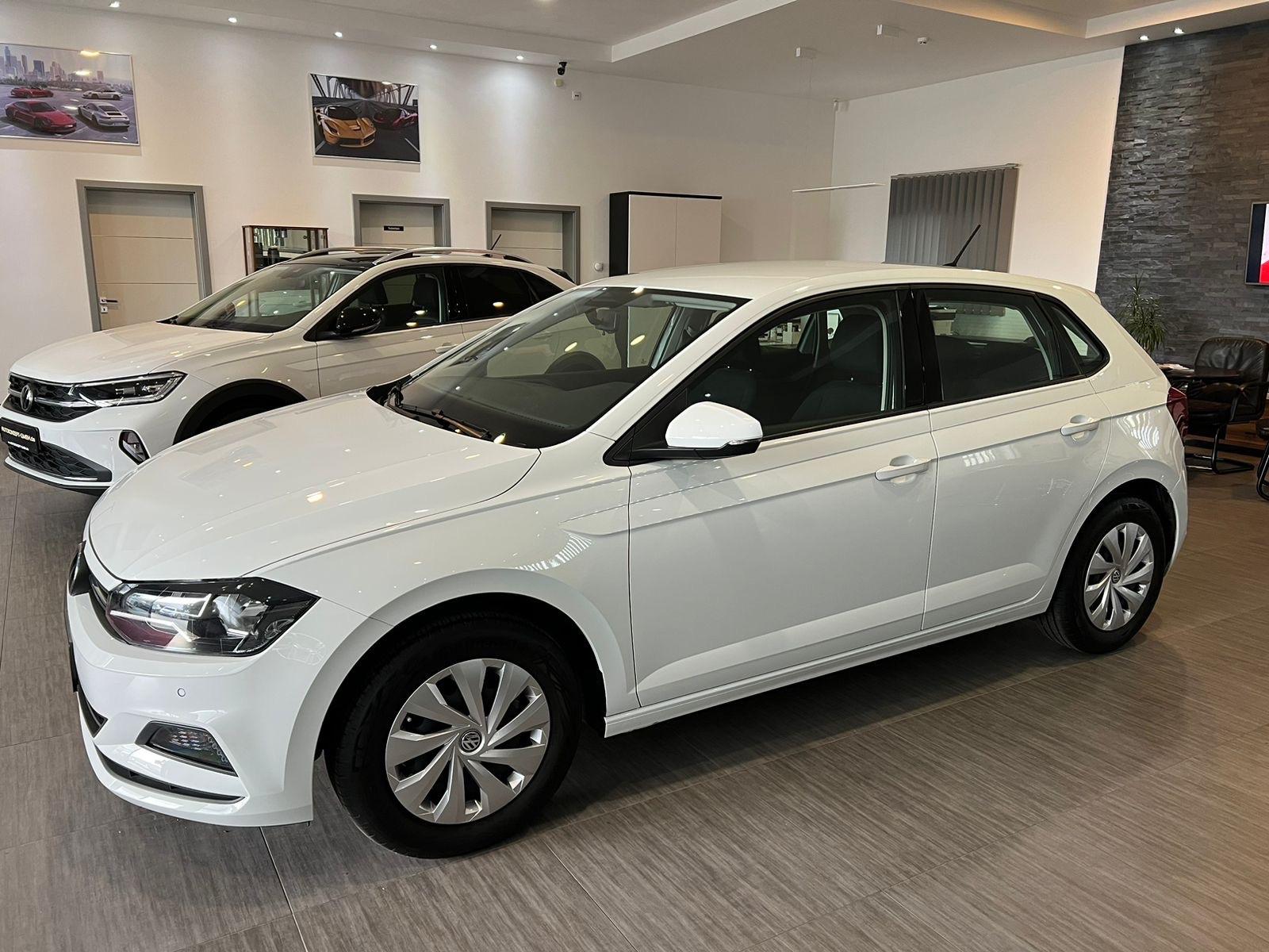 Volkswagen POLO Vl 1.0MPI*NAVI*COMFORT*PDC*SHZ*MFL*DAB*1-HA