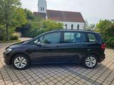 Volkswagen Touran 1.5 TSI ACT DSG LED ACC - 7 Sitze - VW Touran von privat