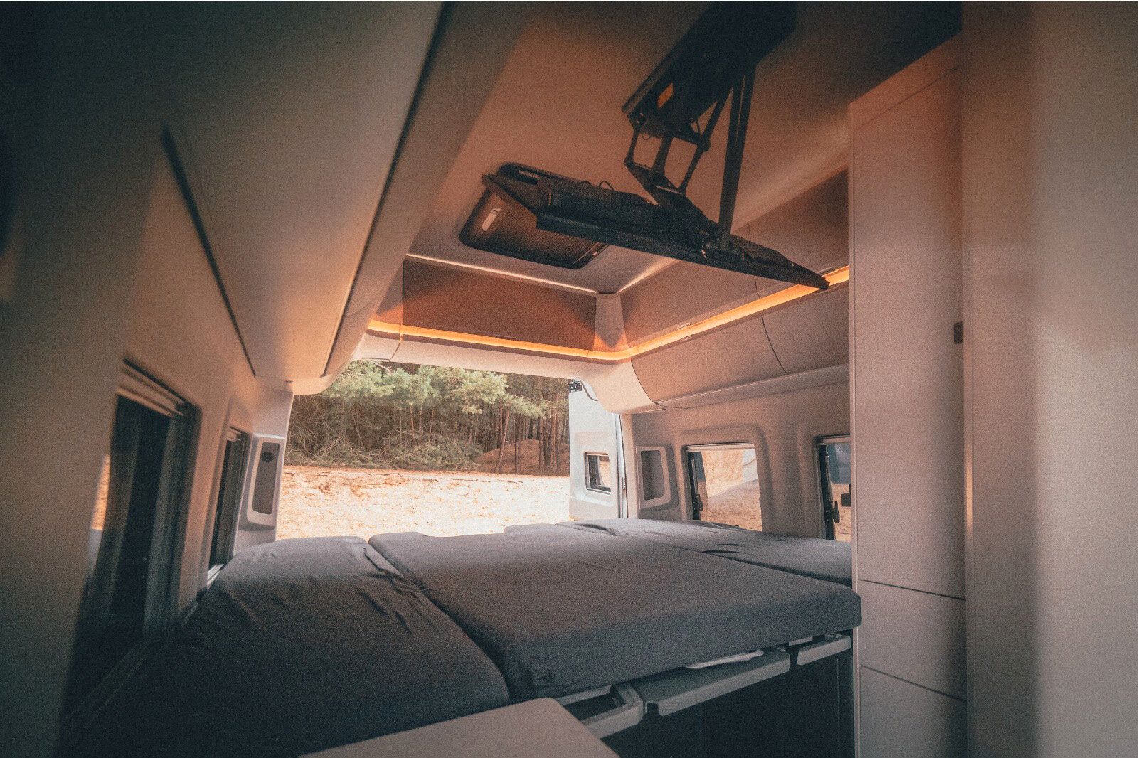 Volkswagen Crafter - Bild 11