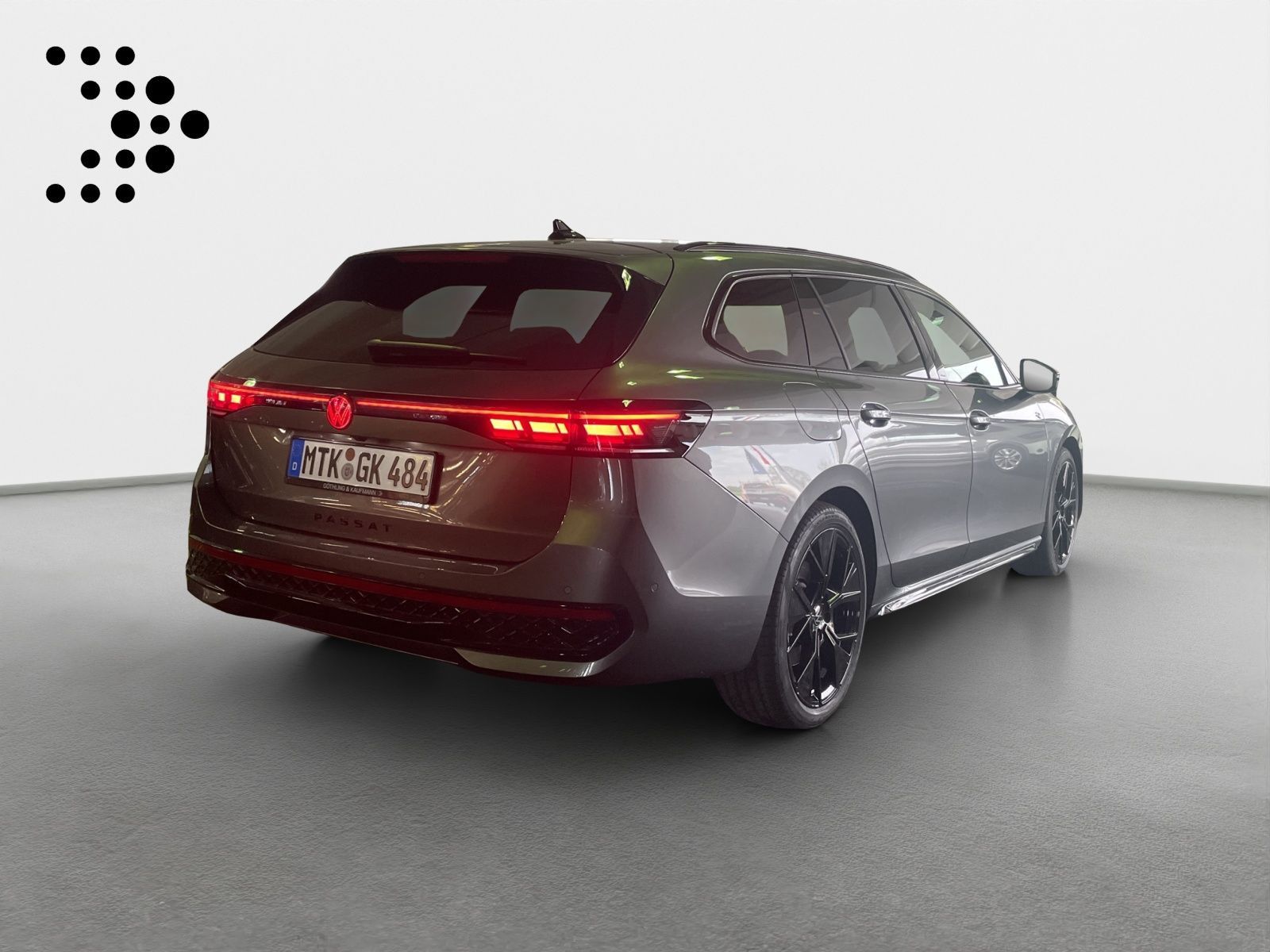 Volkswagen Passat R-Line 2,0 l TSI OPF 4MOTION 195 kW 265 foto 2