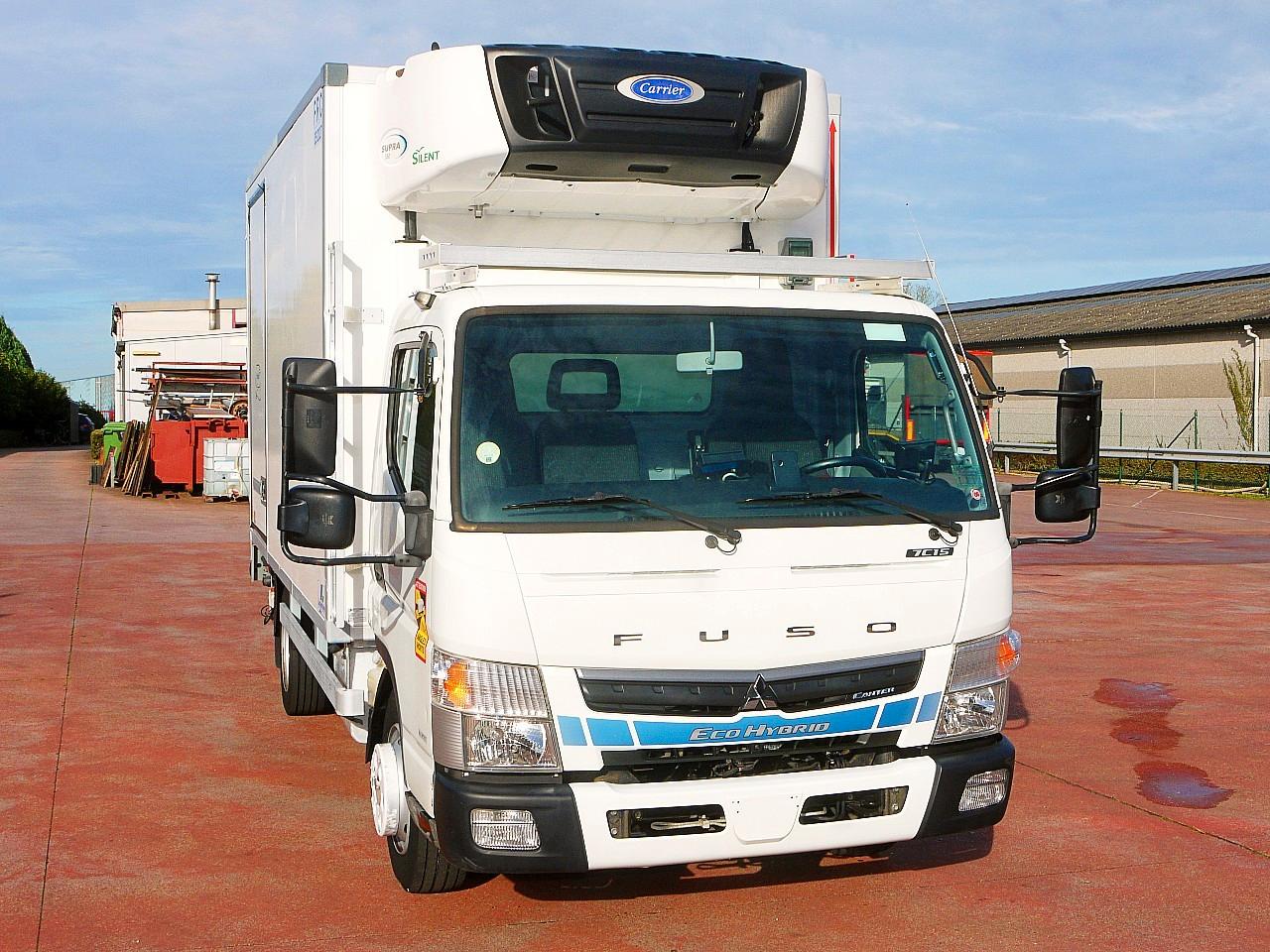 Mitsubishi FUSO HYBRIDE KUHLKOFFER CARRIER SUPRA 550  78tkm