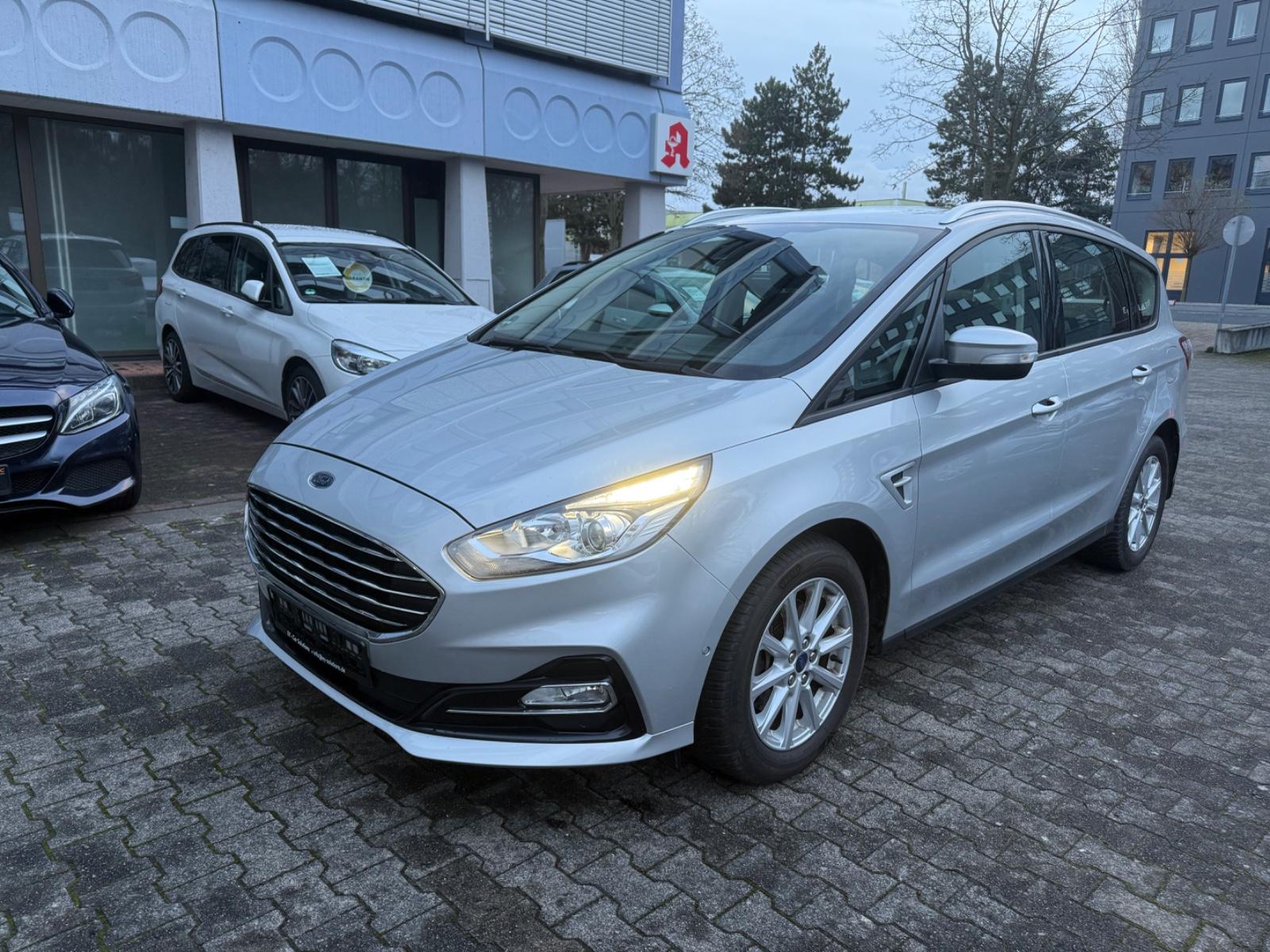 Ford S-Max *NAVI*1.HD*RFK*TEMPOMAT*SCHECKHEFT*