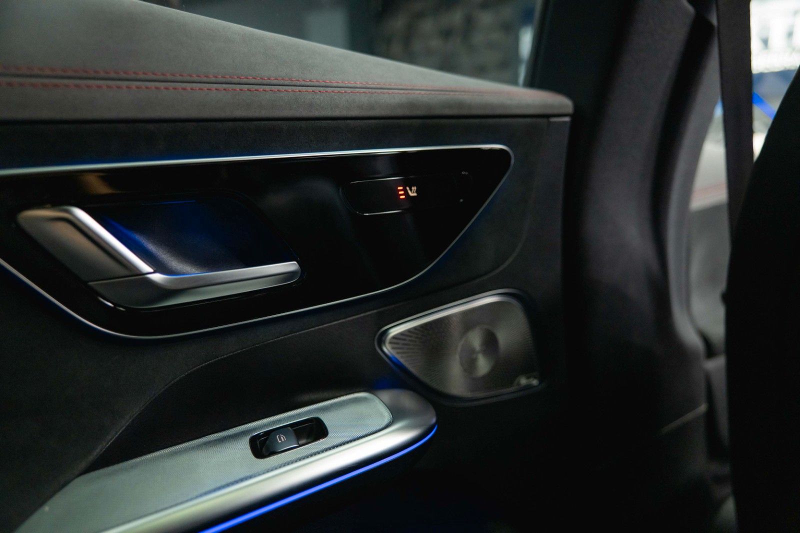 Fahrzeugabbildung Mercedes-Benz EQE 350+ AMG Night | Batterie NEU 100% | Pano