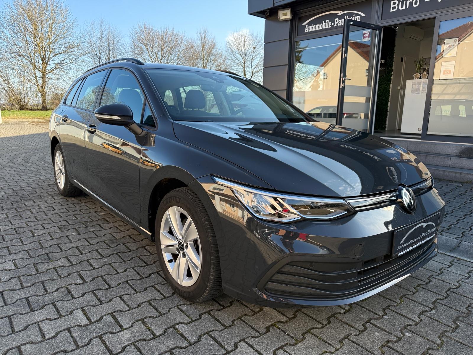 Volkswagen Golf VIII Variant Life eTSI *AHK*PDC*SHZ*