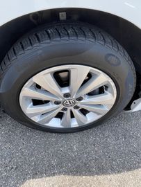 Volkswagen Golf - 5