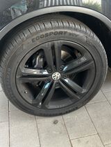 Volkswagen Touareg 3.0 V6 TDI SCR Tiptr. Terr. Tech Exe... - Volkswagen Touareg aus 2017