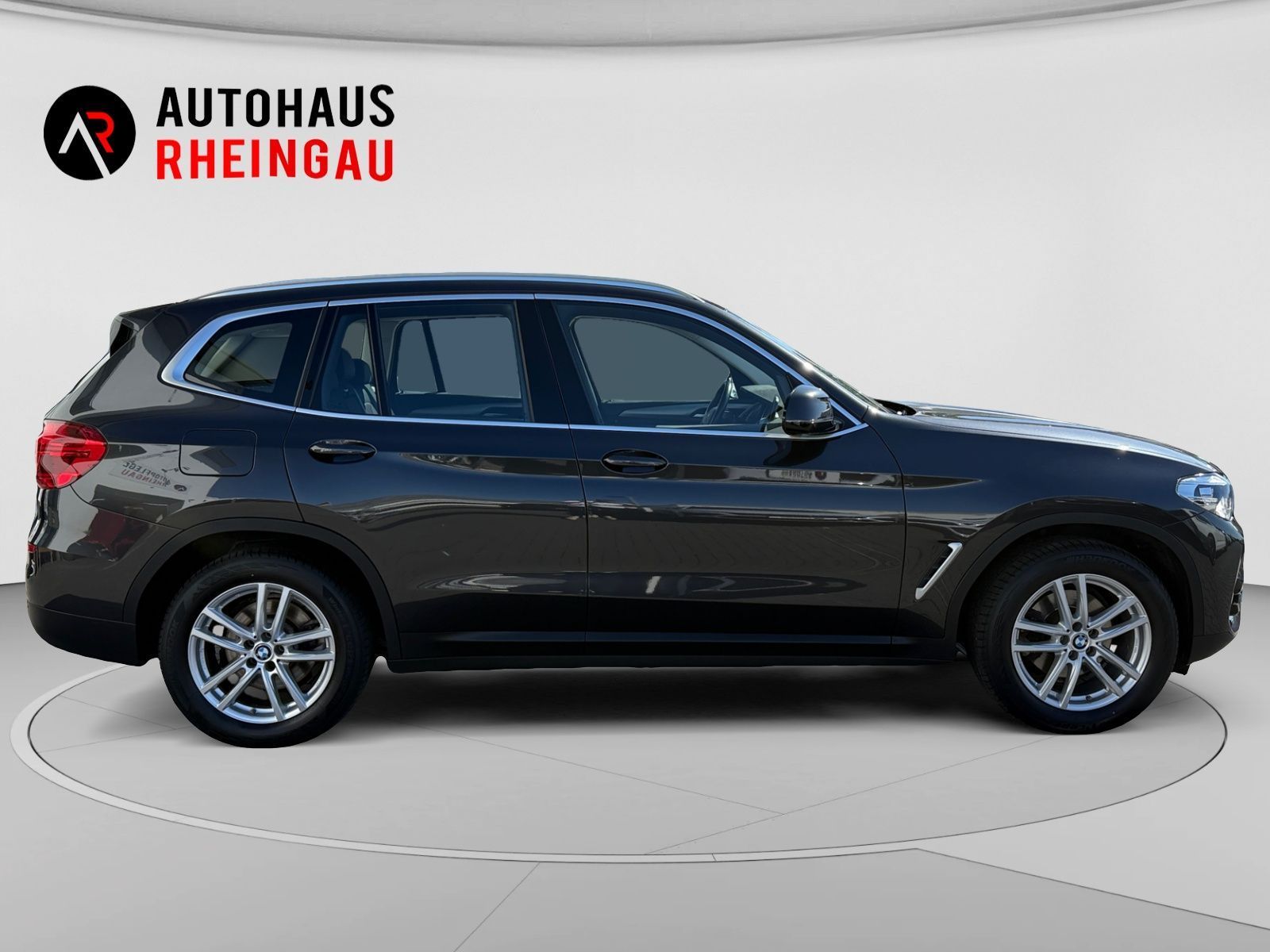 Fahrzeugabbildung BMW X3 xDrive20i Aut. 1.HAND PANO