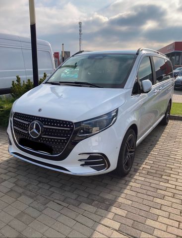 Mercedes-Benz V 300 Amg Exclusive ,Airmatic ,4 Matic ,Lang